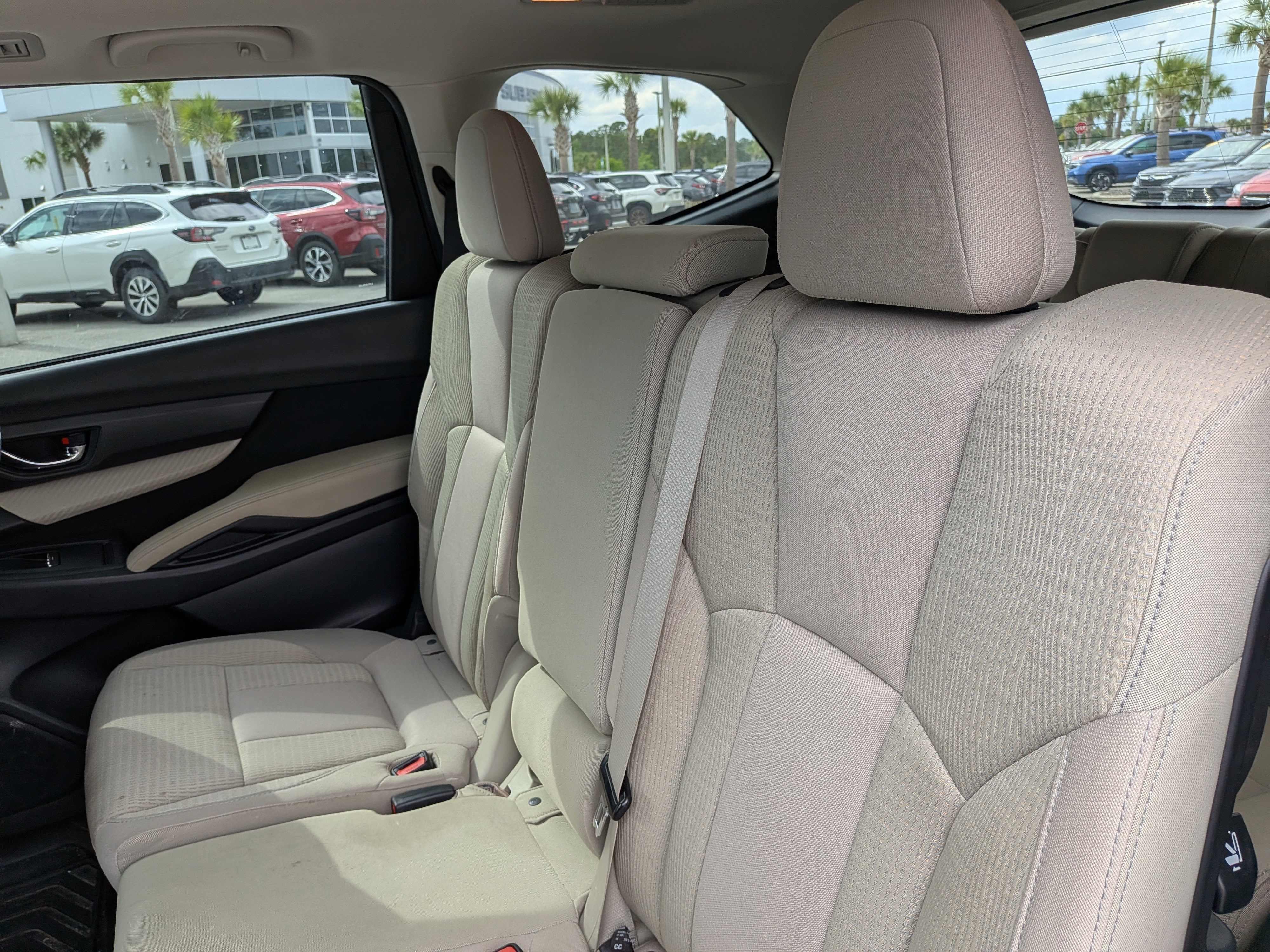 Used 2020 Subaru Ascent Premium w/ Convenience Package AWD/4WD image 14