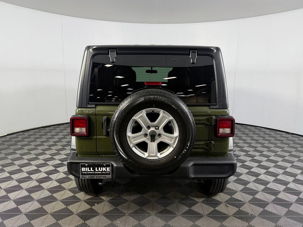 Used 2022 Jeep Wrangler Unlimited Sport AWD/4WD image 8