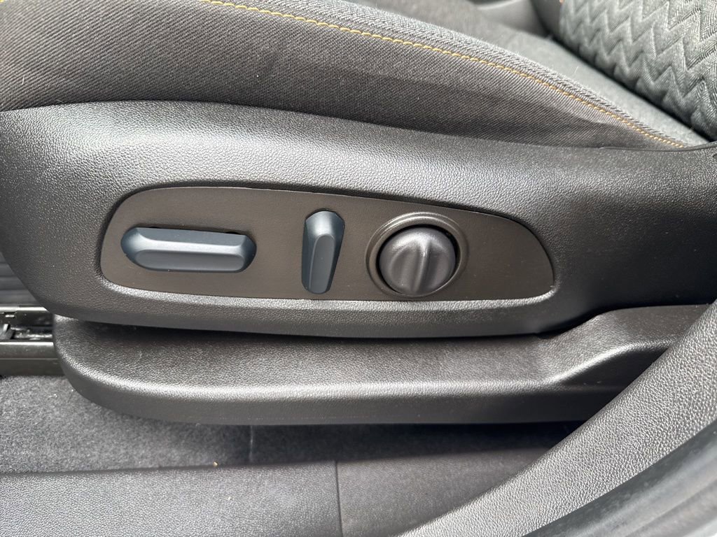 Used 2022 Chevrolet Equinox LT image 11