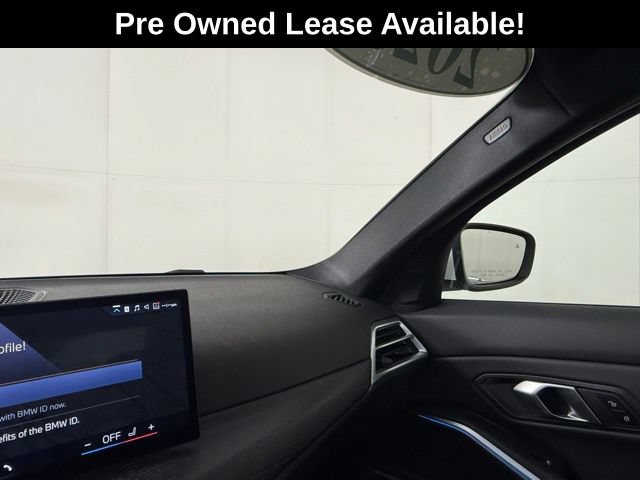 Used 2025 BMW 330i xDrive Sedan w/ Convenience Package AWD/4WD image 18