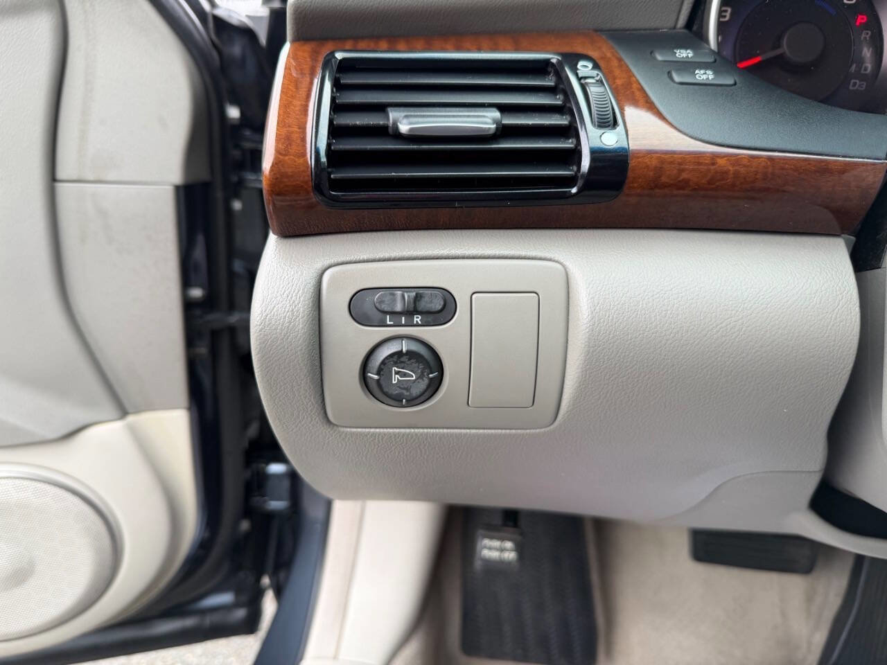 Used 2005 Acura RL AWD/4WD image 33