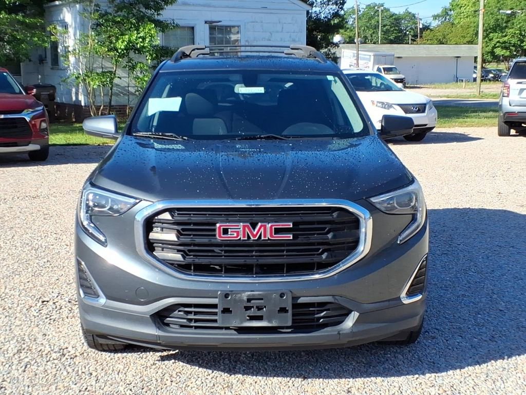 Used 2018 GMC Terrain SLE w/ Driver Convenience Package FWD image 2
