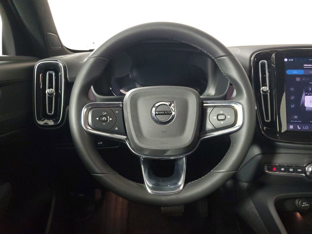 Used 2023 Volvo C40 P8 Recharge Plus image 18