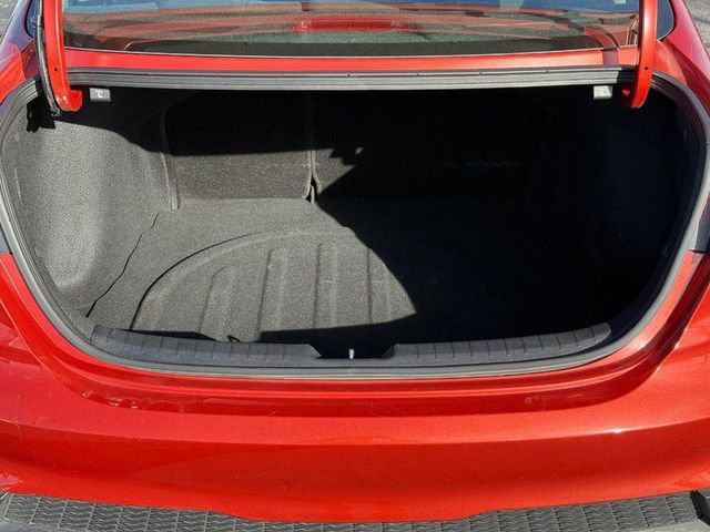 Used 2023 Kia Forte LXS w/ LXS Technology Package image 7