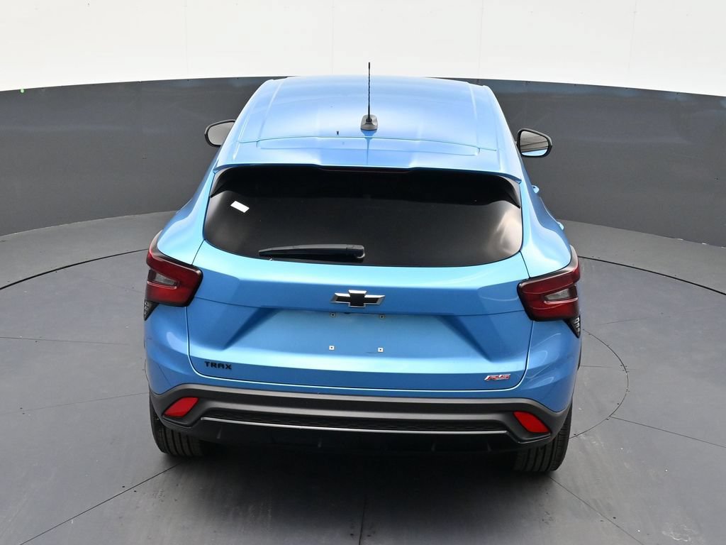 Used 2025 Chevrolet Trax RS FWD image 15