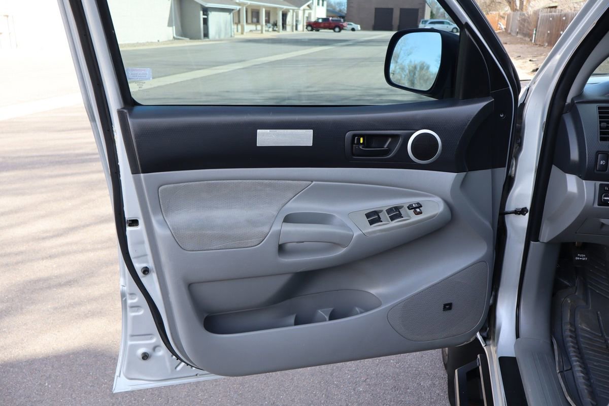 Used 2007 Toyota Tacoma Base V6 image 23