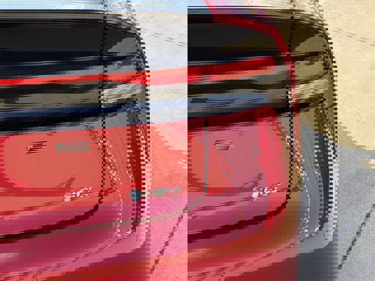 Used 2024 Toyota Prius LE image 7