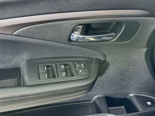 Used 2020 Honda Passport Sport image 17