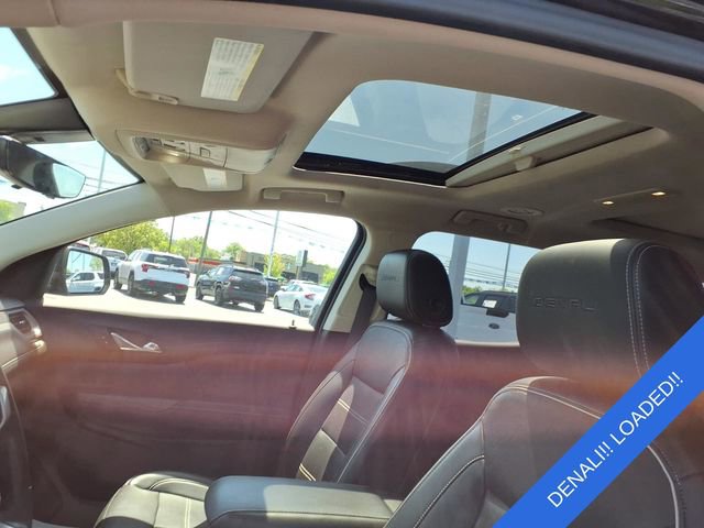Used 2021 GMC Acadia Denali w/ Denali Technology Package FWD image 21