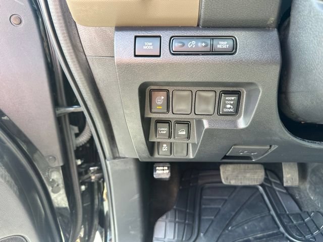Used 2023 Nissan Frontier SV w/ SV Convenience Package AWD/4WD image 12
