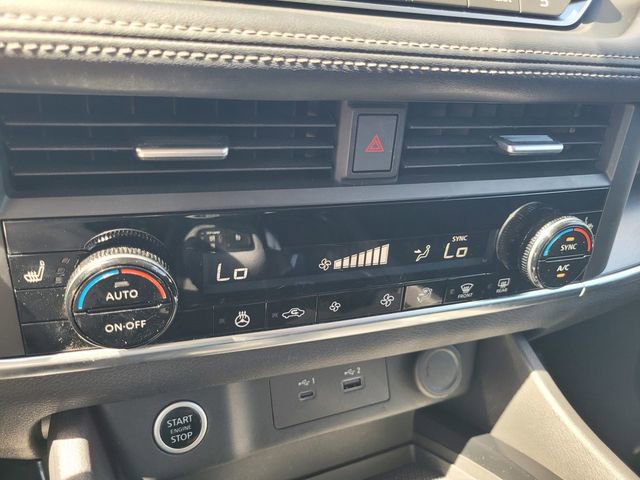 Certified 2023 Nissan Rogue SV w/ SV Premium B Package FWD image 25