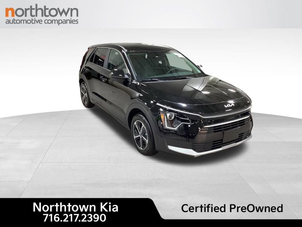 Certified 2025 Kia Niro LX