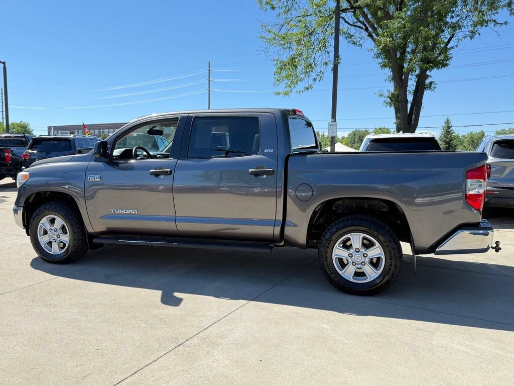 Used 2017 Toyota Tundra SR5 w/ SR5 Upgrade Package AWD/4WD image 7