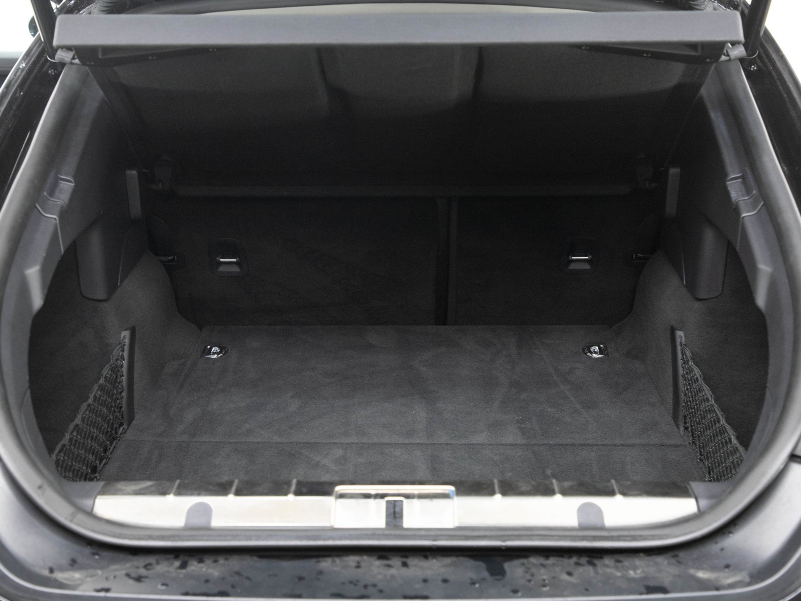 Used 2014 Porsche Panamera 4 w/ Bose Audio Package AWD/4WD image 18