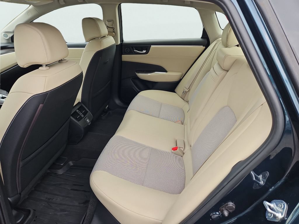 Certified 2019 Honda Clarity Plug-In Hybrid image 29