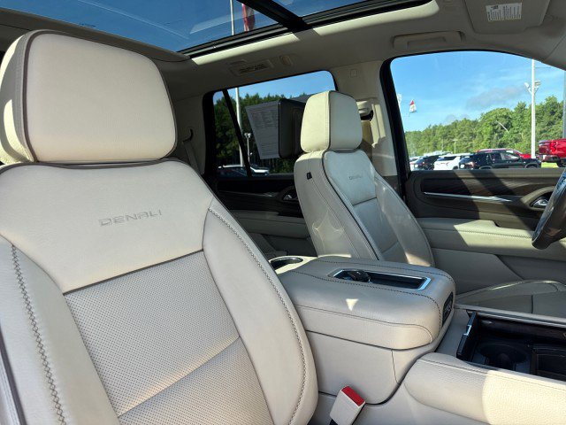 Used 2021 GMC Yukon Denali w/ Denali Ultimate Package image 11