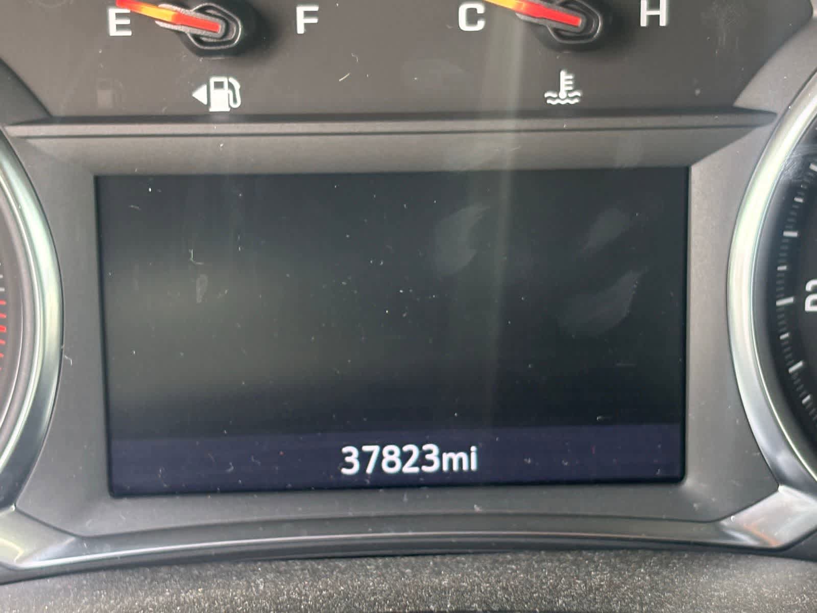 Used 2022 Chevrolet Traverse RS FWD image 10