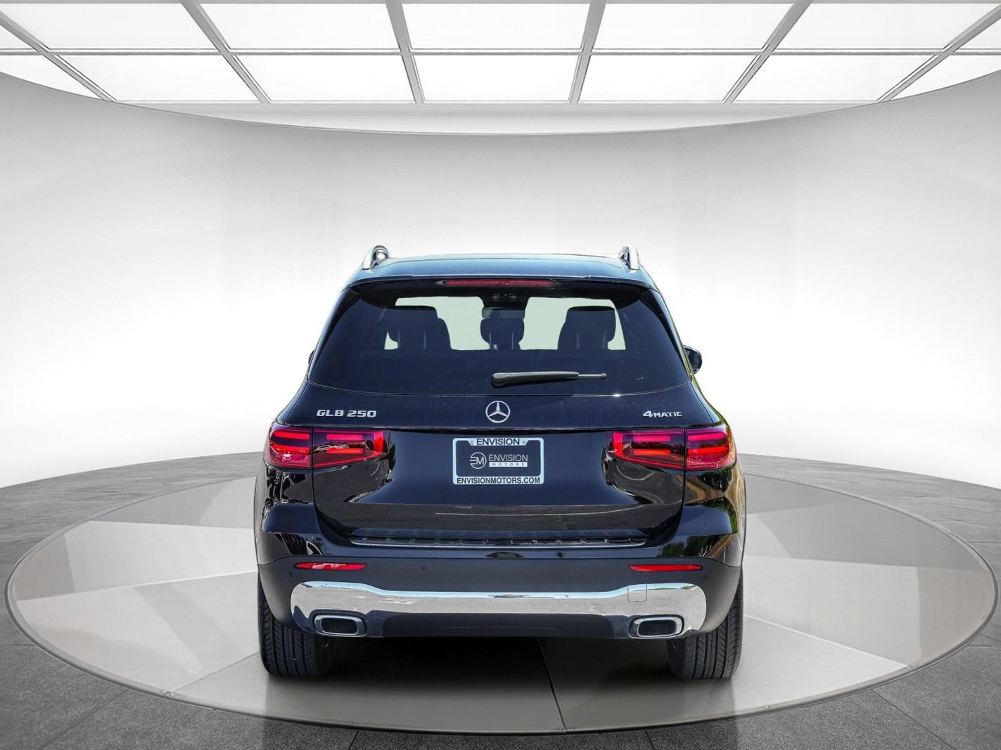 New 2026 Mercedes-Benz GLB 250 4MATIC image 3
