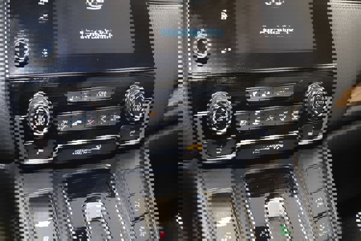 Used 2020 Honda CR-V EX image 28