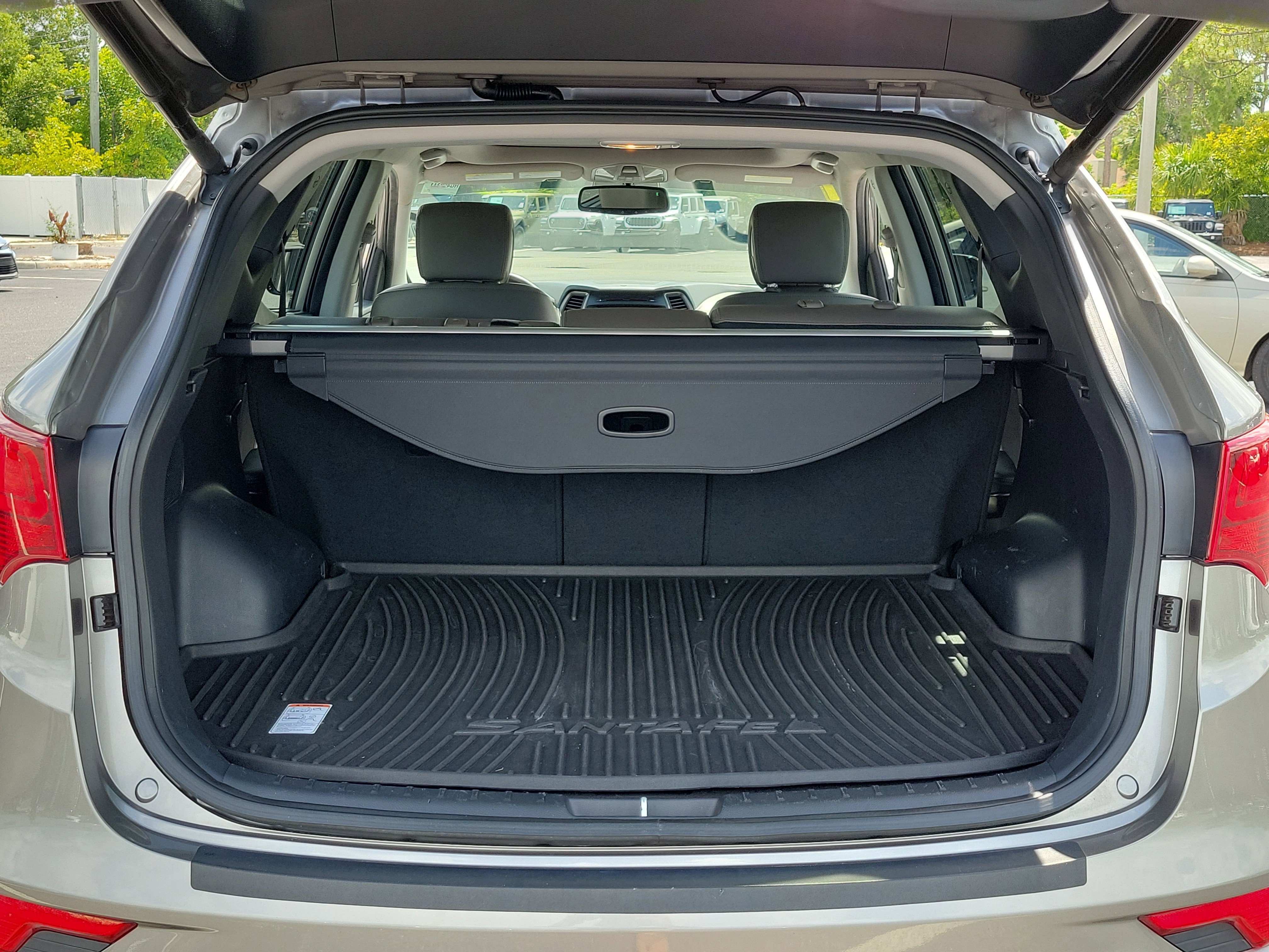 Used 2017 Hyundai Santa Fe Sport FWD image 12