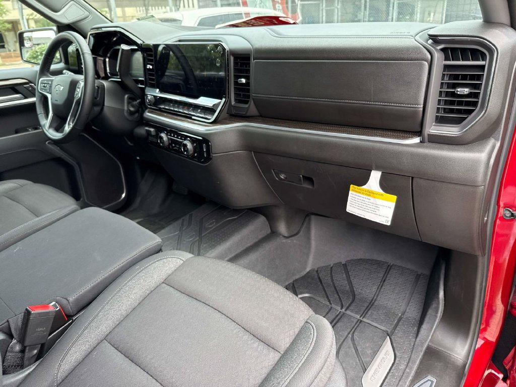 Used 2026 Chevrolet Silverado 1500 RST w/ RST Select Package RWD image 13