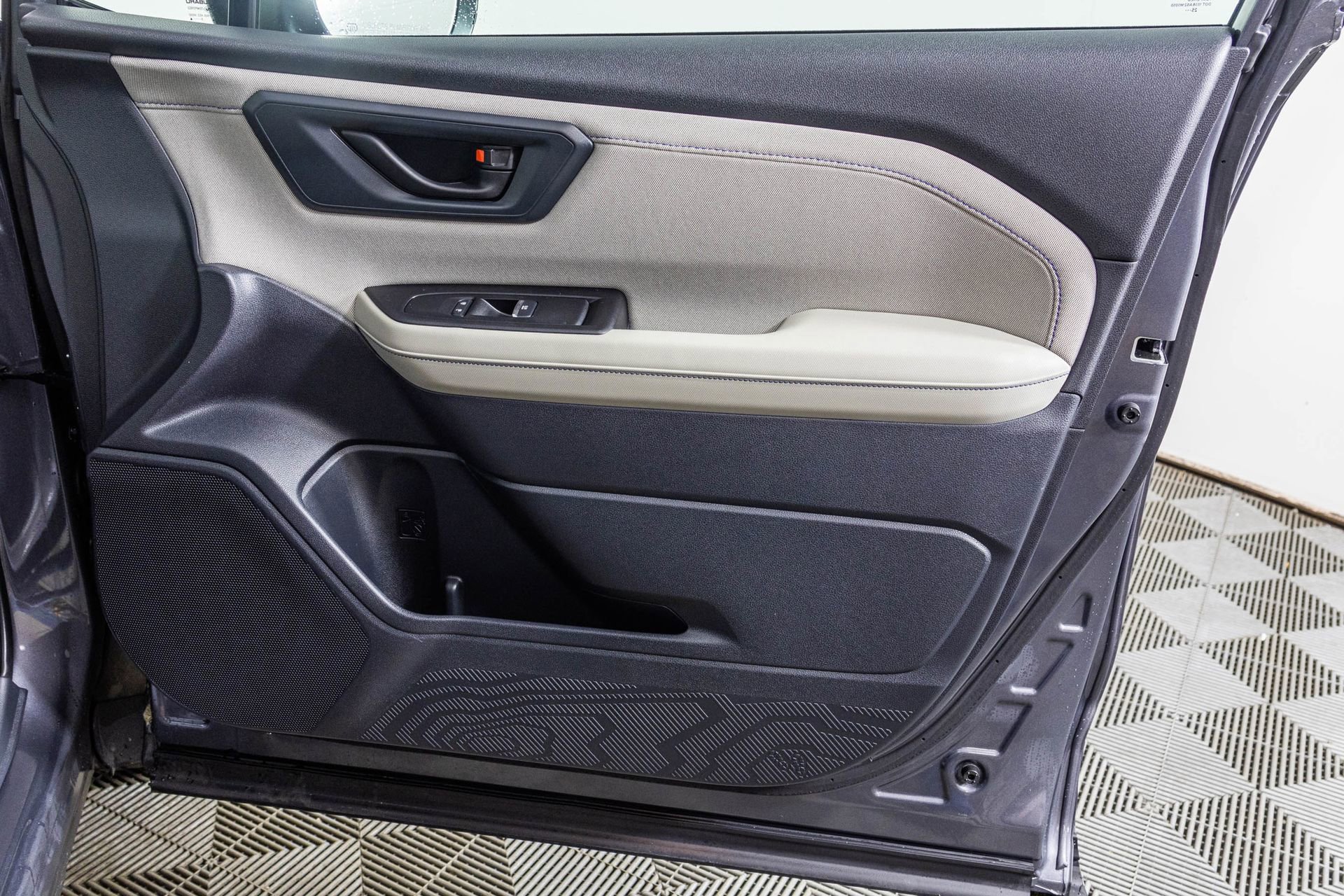 Used 2026 Subaru Forester Premium image 43