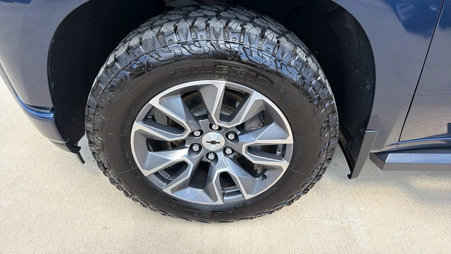 Used 2019 Chevrolet Silverado 1500 RST w/ All-Star Edition RWD image 8