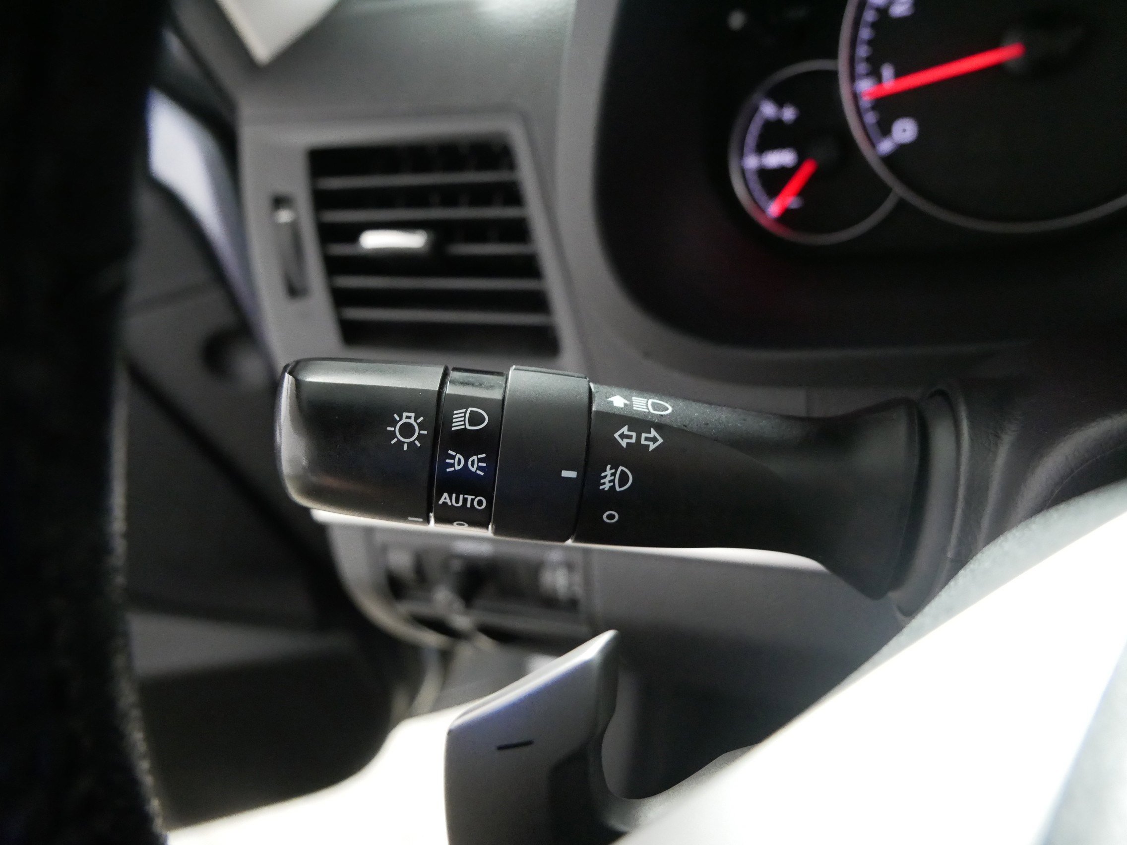 Used 2013 Subaru Outback 2.5i Premium AWD/4WD image 31