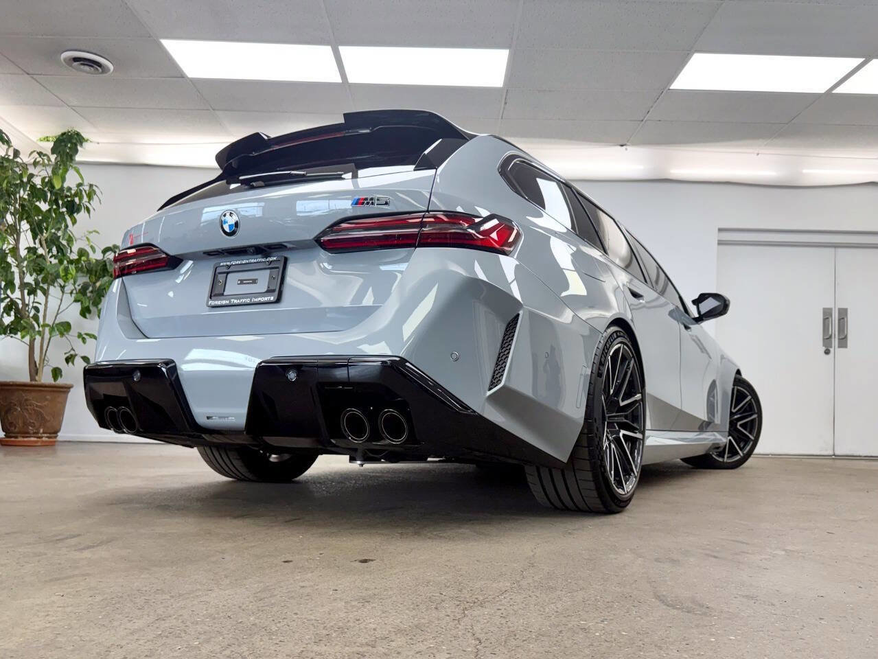 Used 2026 BMW M5 Touring image 37