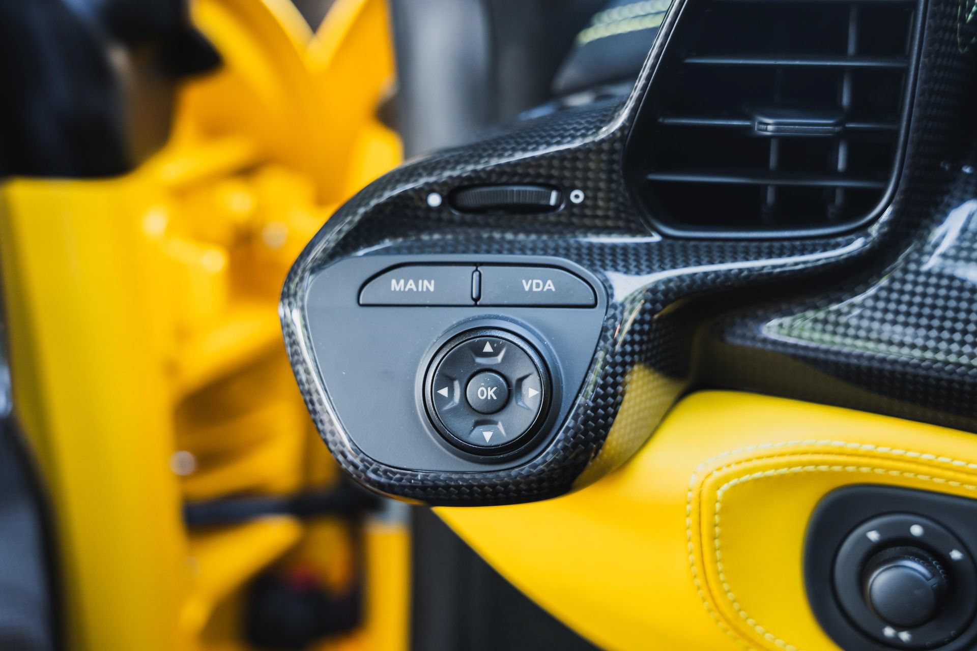 Used 2015 Ferrari 458 Speciale A RWD image 44