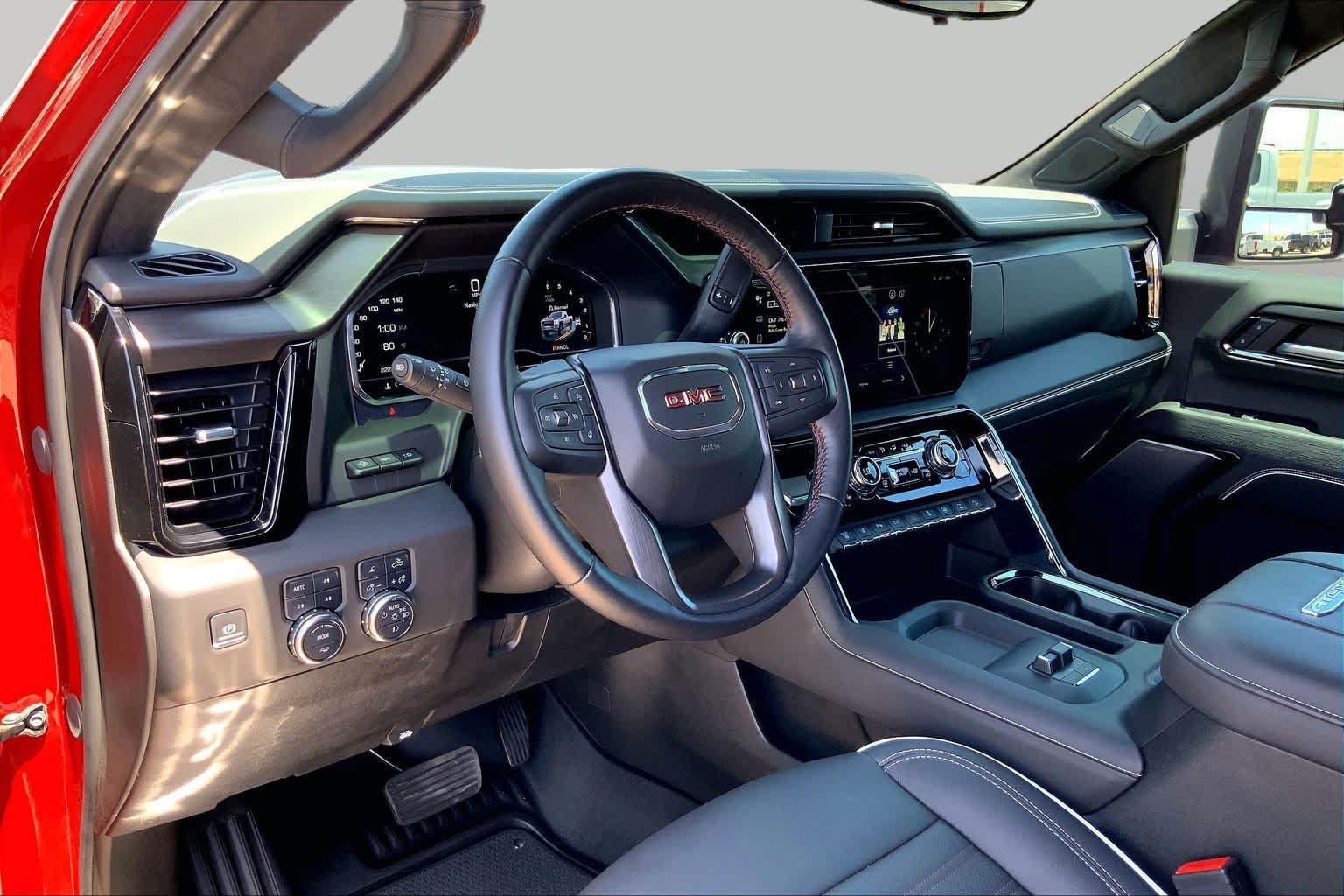 Used 2025 GMC Sierra 2500 AT4X AWD/4WD image 18