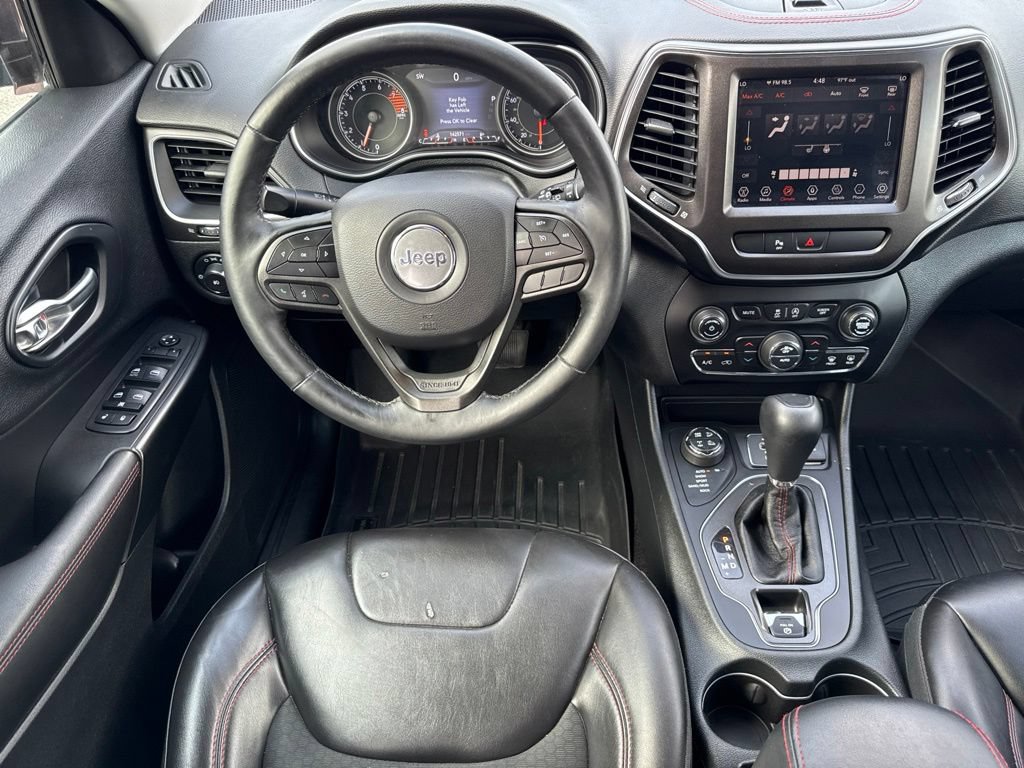 Used 2019 Jeep Cherokee Trailhawk w/ Cold Weather Group AWD/4WD image 29