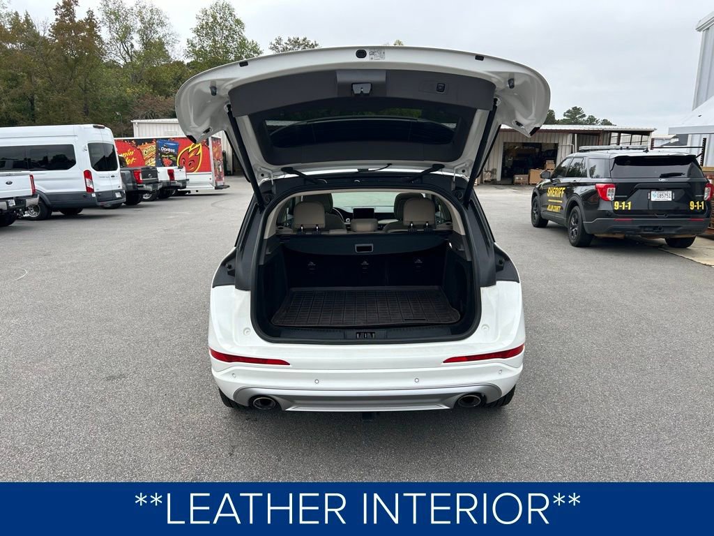 Used 2020 Lincoln Corsair Reserve w/ Equipment Group 201A image 7