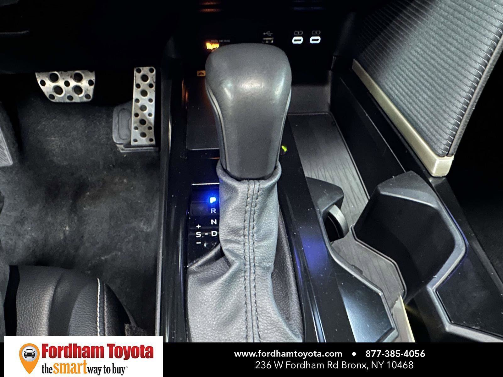 Used 2025 Toyota Camry SE image 24