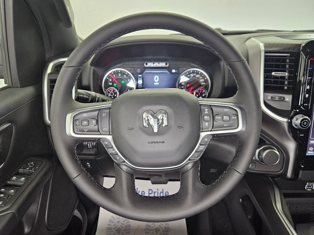 New 2026 RAM 1500 Big Horn AWD/4WD image 16