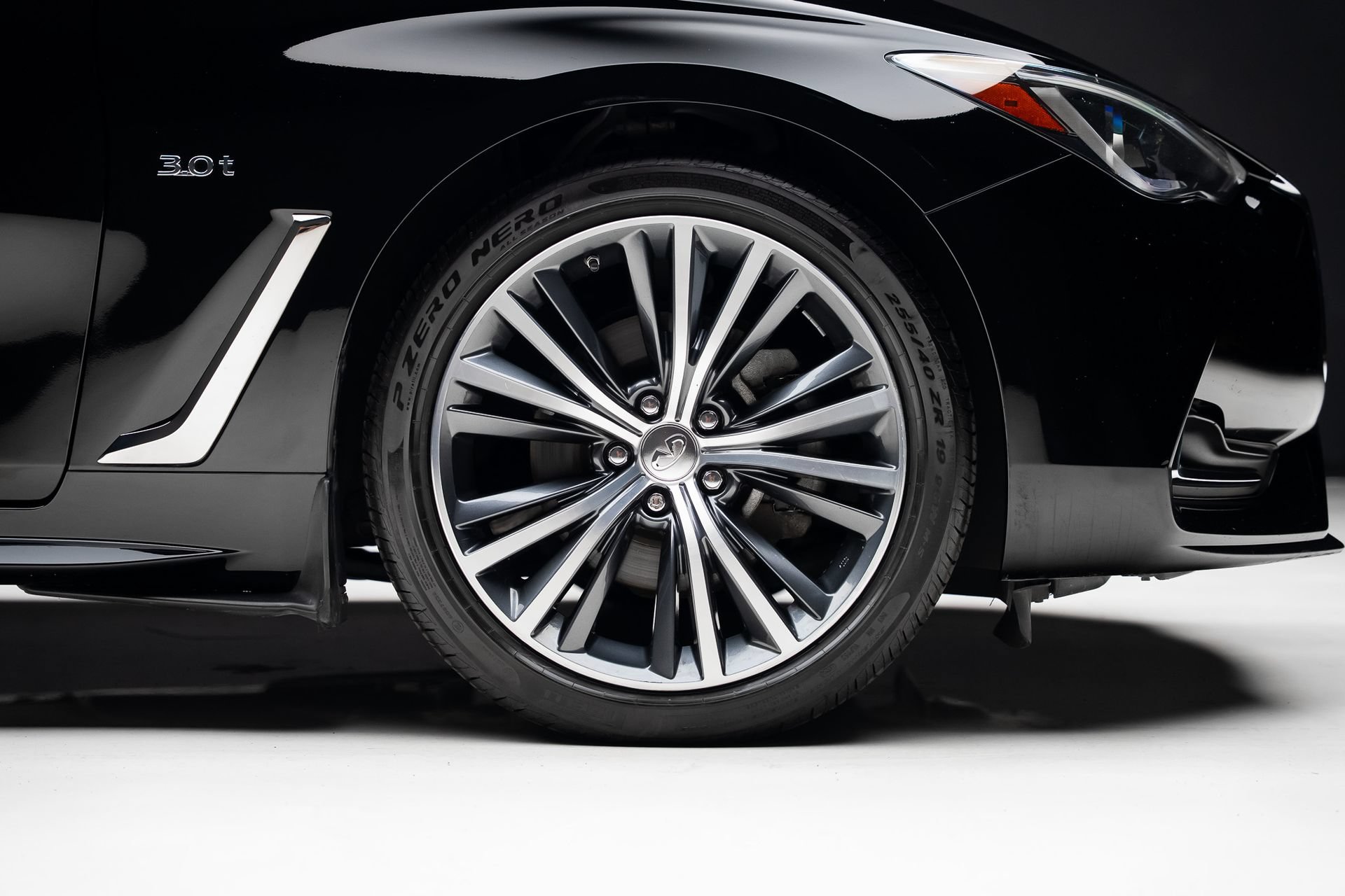Used 2019 INFINITI Q60 3.0t Luxe AWD/4WD image 41