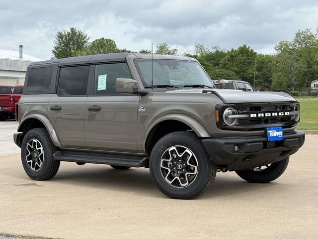 New 2026 Ford Bronco Outer Banks AWD/4WD image 2