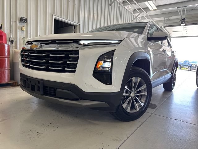 Used 2025 Chevrolet Equinox LT FWD image 20