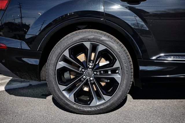 New 2026 Audi Q7 Premium Plus AWD/4WD image 6