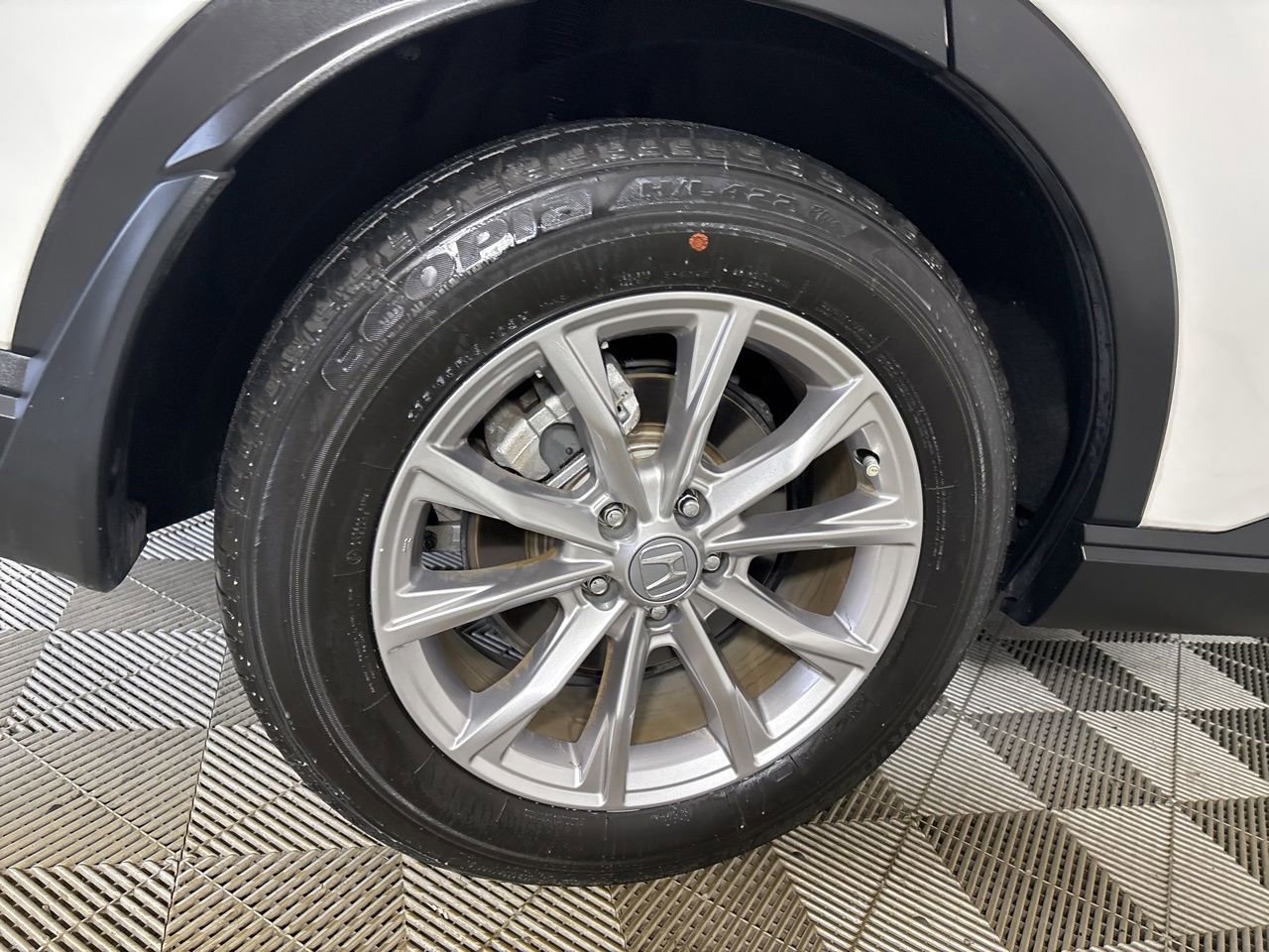 Used 2024 Honda CR-V EX-L image 32