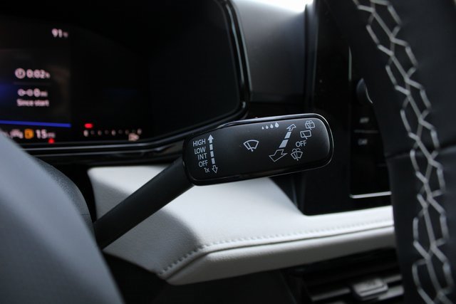 New 2025 Volkswagen Taos S image 10