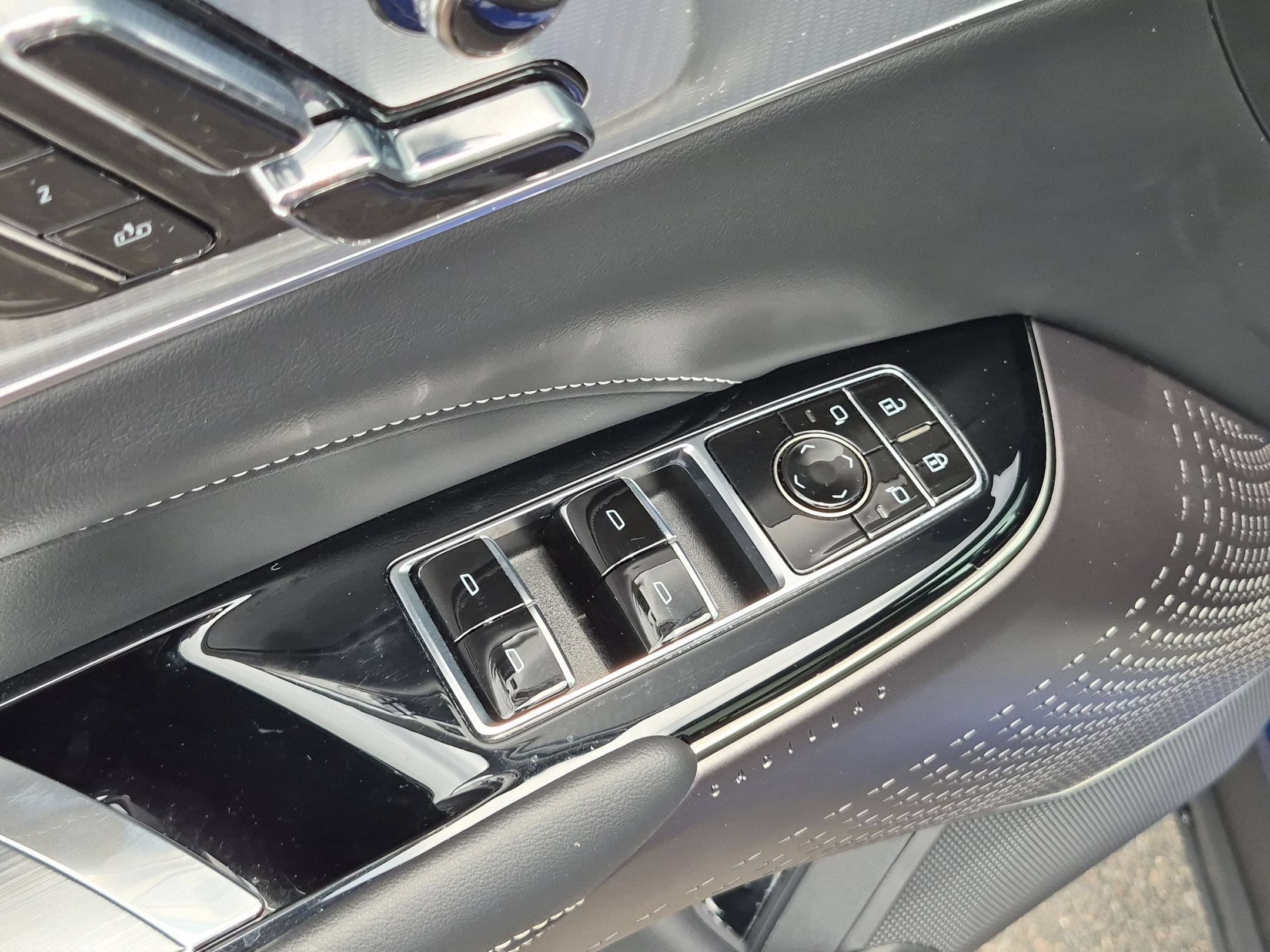 Certified 2024 Cadillac Lyriq Tech RWD image 22