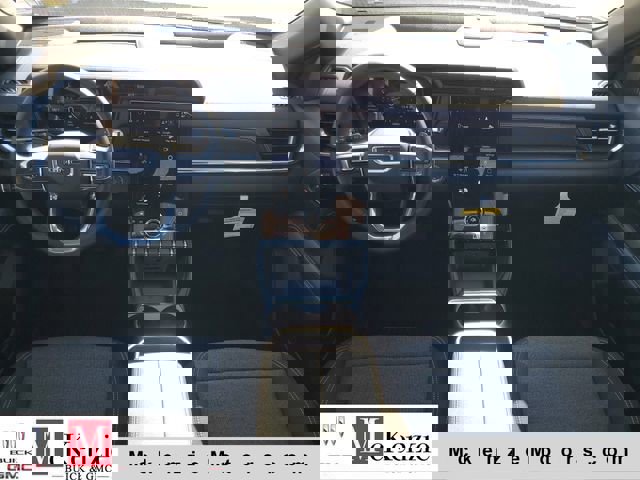 New 2026 GMC Terrain Elevation w/ Technology Package II FWD image 24