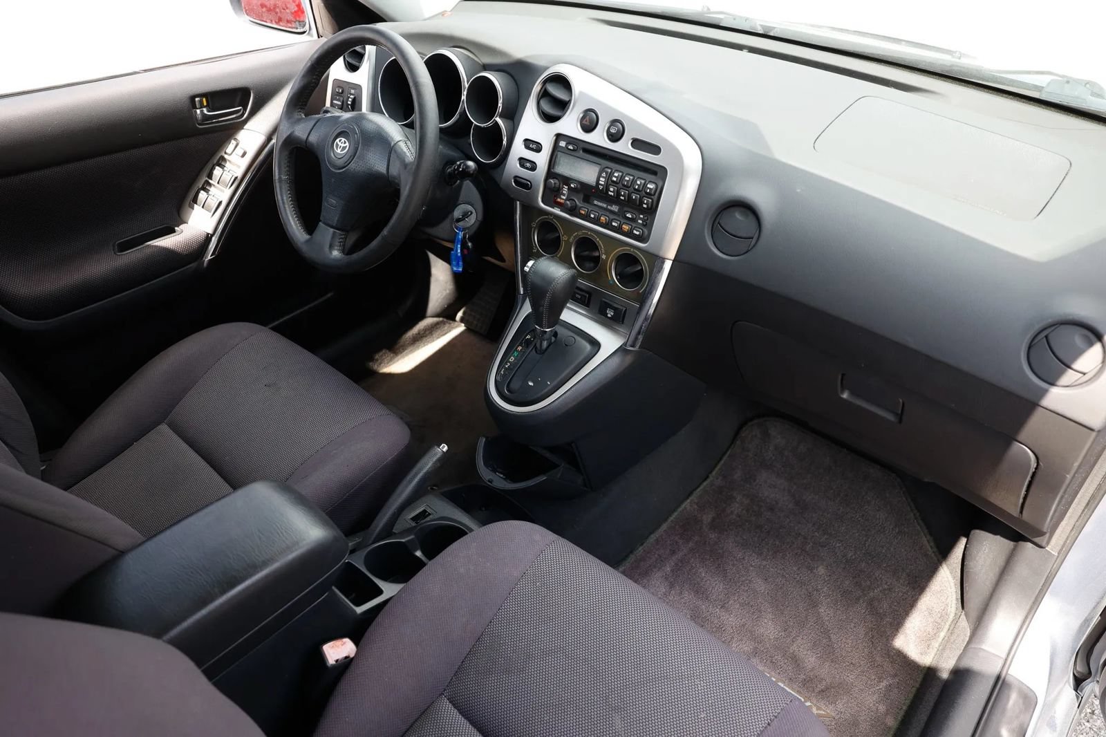 Used 2004 Toyota Matrix XR FWD image 23