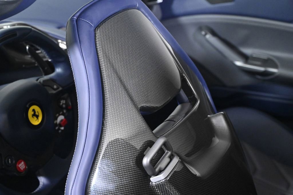 Used 2018 Ferrari 488 Spider RWD image 21