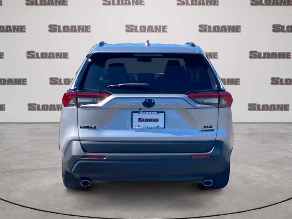 Used 2024 Toyota RAV4 XLE w/ Convenience Package AWD/4WD image 4