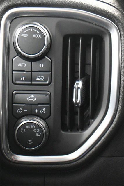 Used 2020 Chevrolet Silverado 1500 LT w/ Convenience Package image 14