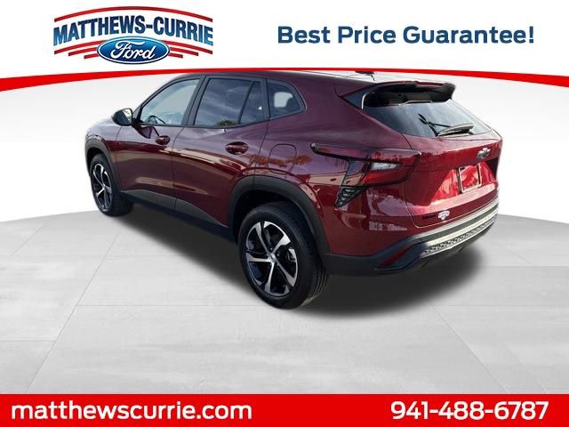 Used 2025 Chevrolet Trax RS w/ Sunroof Package image 6