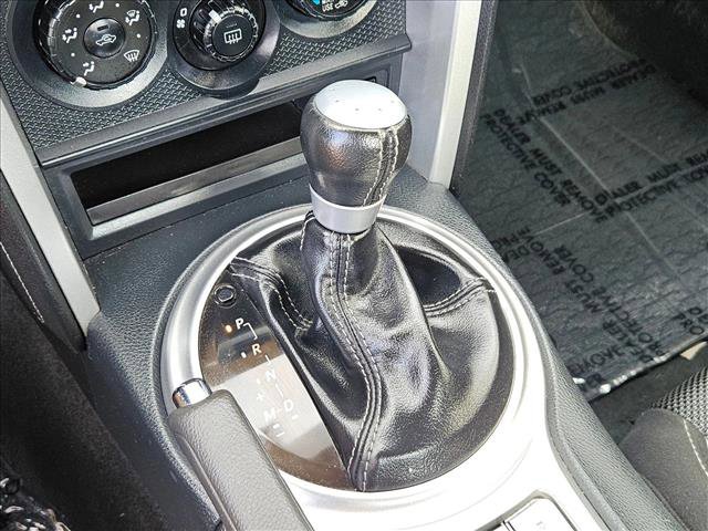 Used 2017 Toyota 86 image 11