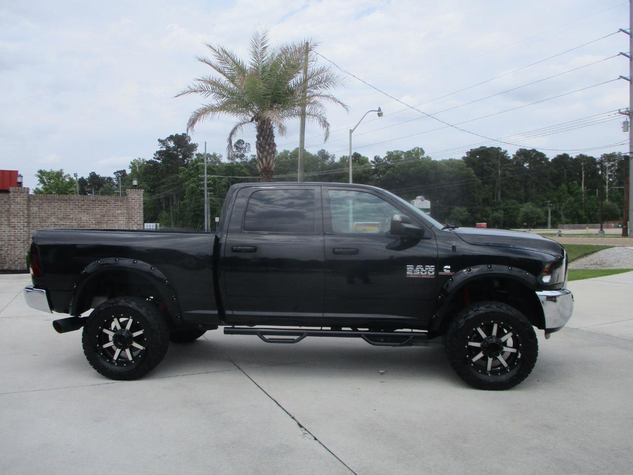Used 2016 RAM 2500 Tradesman w/ Chrome Appearance Group AWD/4WD image 25